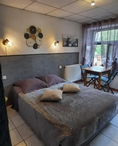 D'hotes Au Pays Des Etangs לינה וארוחת בוקר